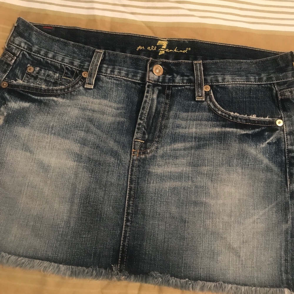 Women’s 7 for all mankind skirt
